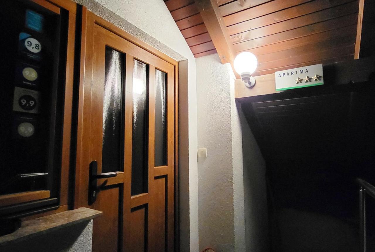Apartments Oman 크라니스카고라 외부 사진